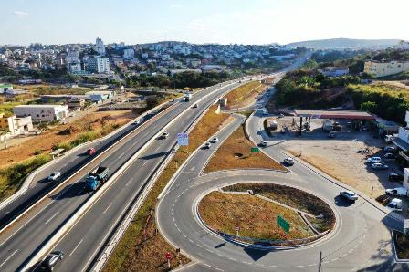 Retorno avenida JK em Divinópolis