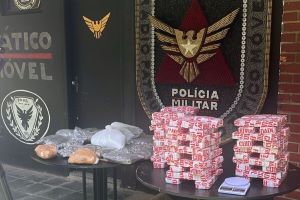 cidades-maconha-policia-prende-mulher-presa-1737467873